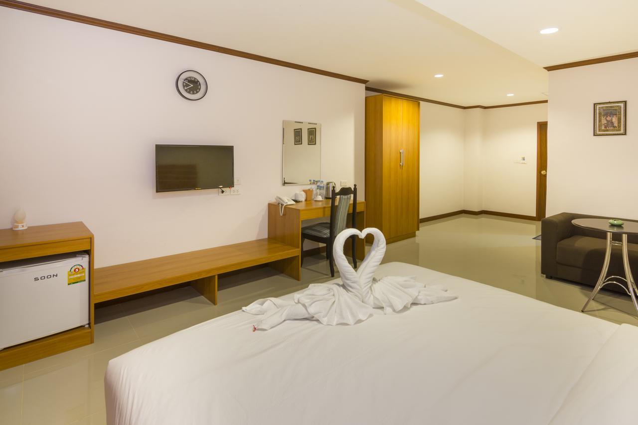Central Avenue Residency Pattaya Esterno foto