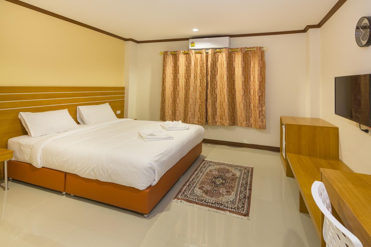 Central Avenue Residency Pattaya Esterno foto