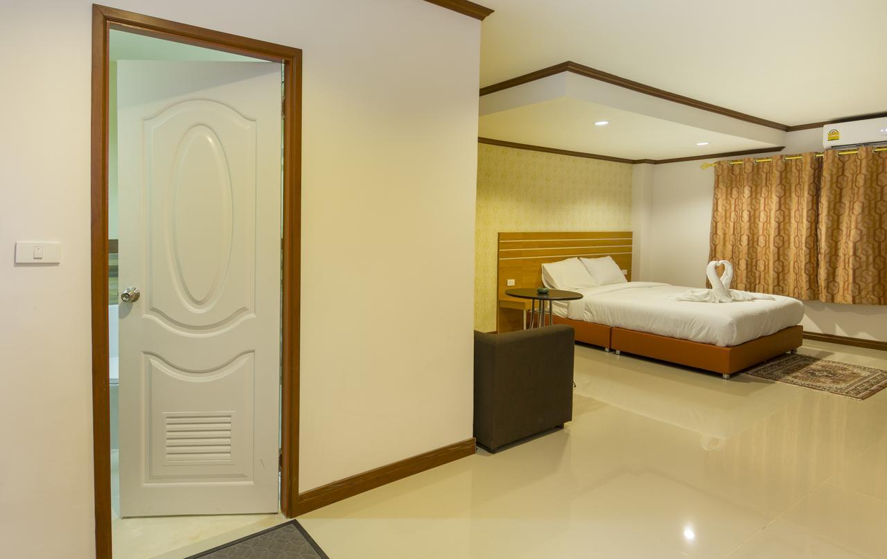 Central Avenue Residency Pattaya Esterno foto