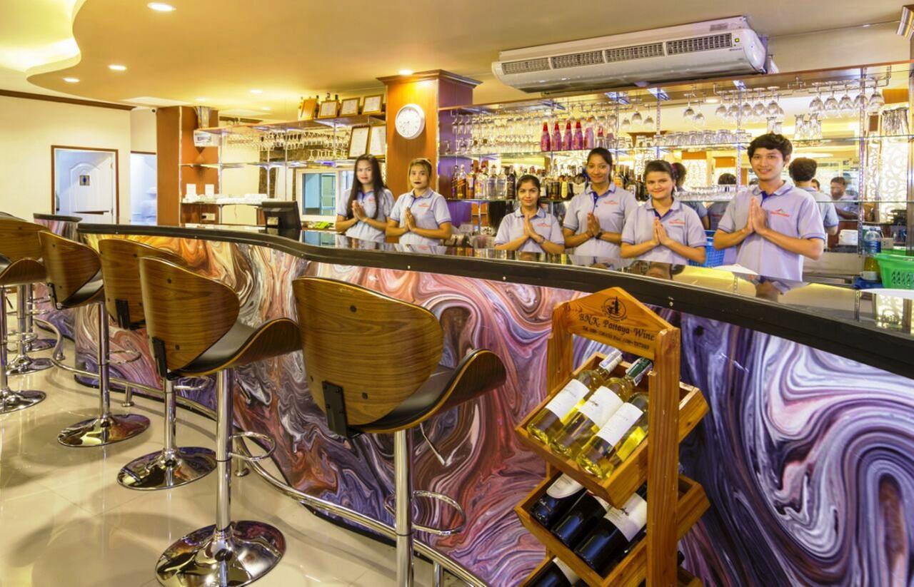 Central Avenue Residency Pattaya Esterno foto